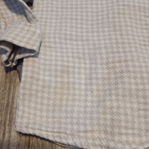 Little lad 18 month button down shirt with vest overlay - Picture 3 of 6